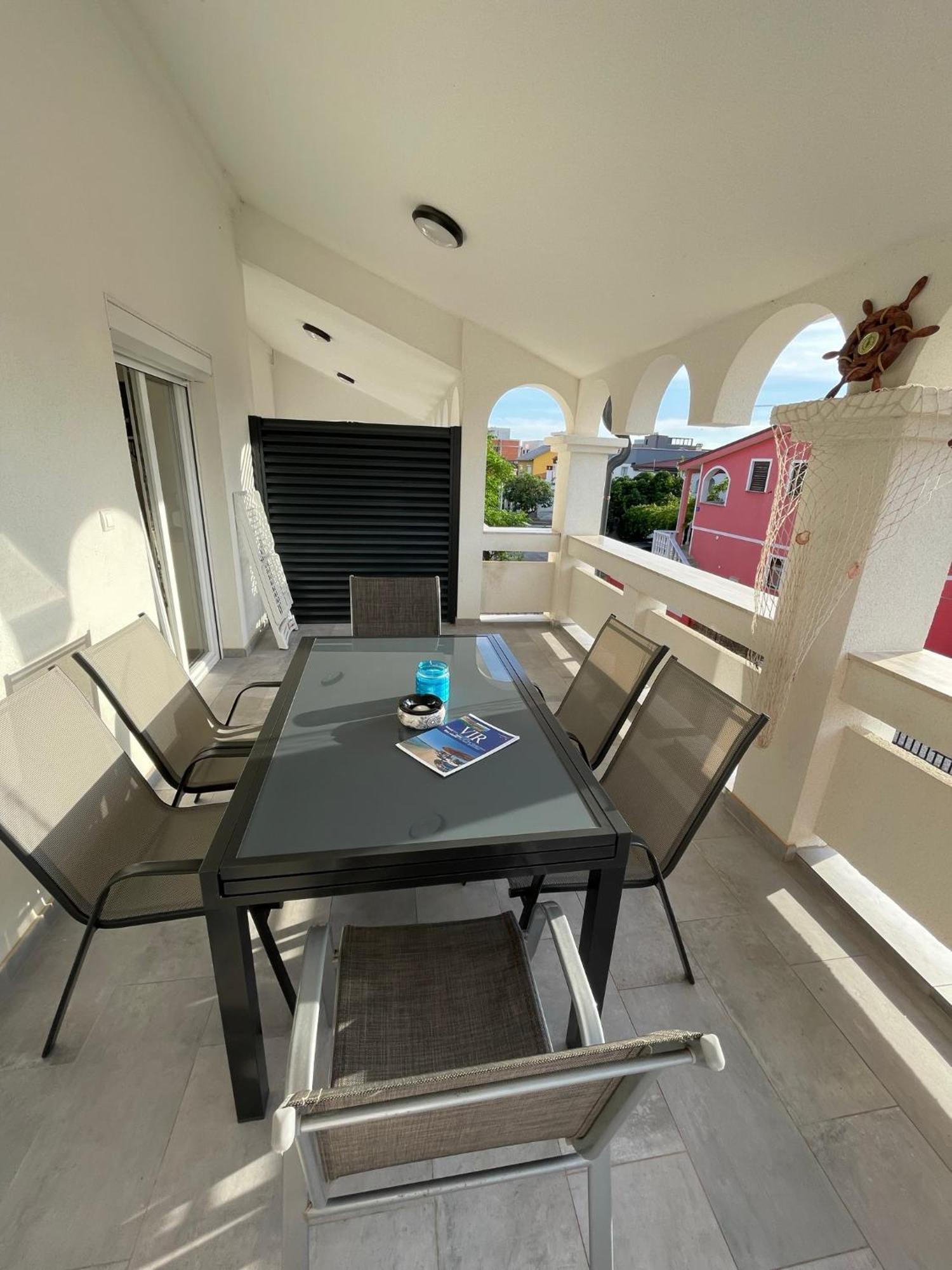 Apartmenthouse Ines Vir Exterior foto