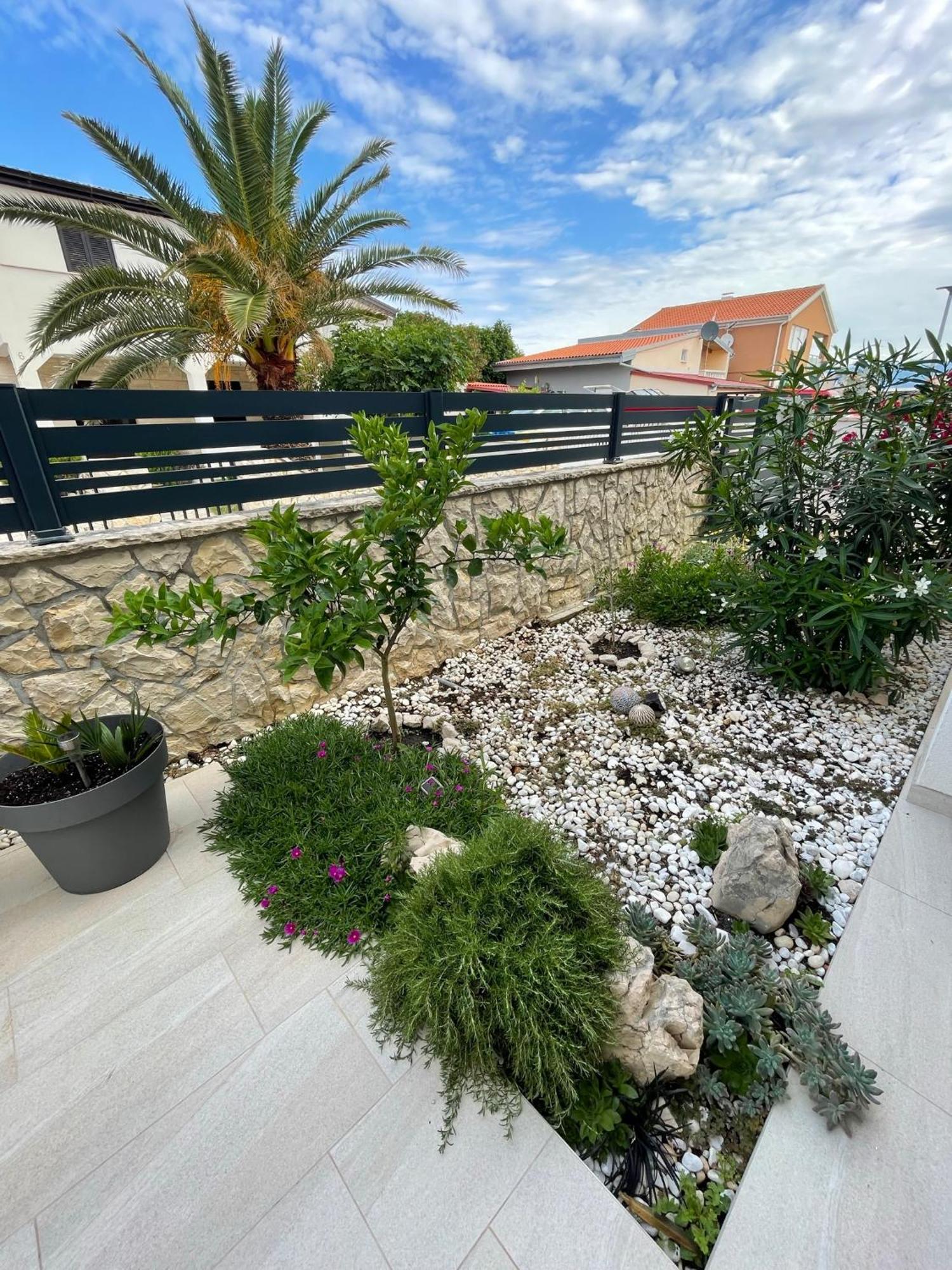 Apartmenthouse Ines Vir Exterior foto